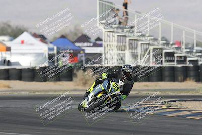 media/Nov-02-2025-CVMA (Sun) [[337aff29ab]]/Race 17-Amateur Supersport Middleweight/